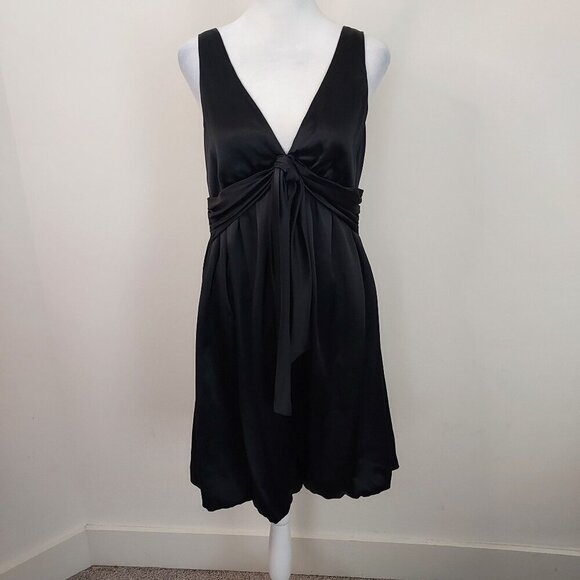 Graham  & Spencer Silk Bubble Hem Mini Black Dress - Picture 1 of 12